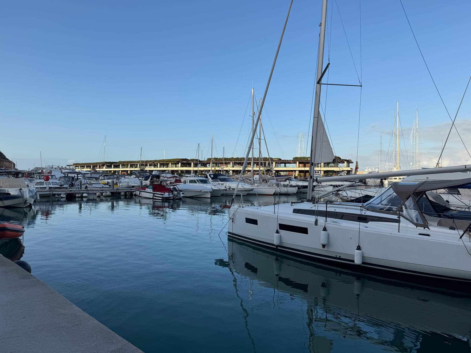 Port Adriano marina — guardianage in Mallorca